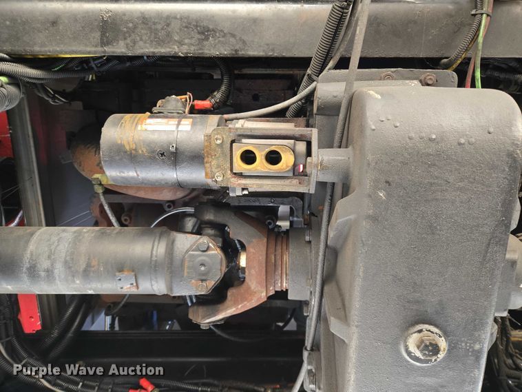 image for item YA2651 2006 Peterbilt 357 pumper fire truck