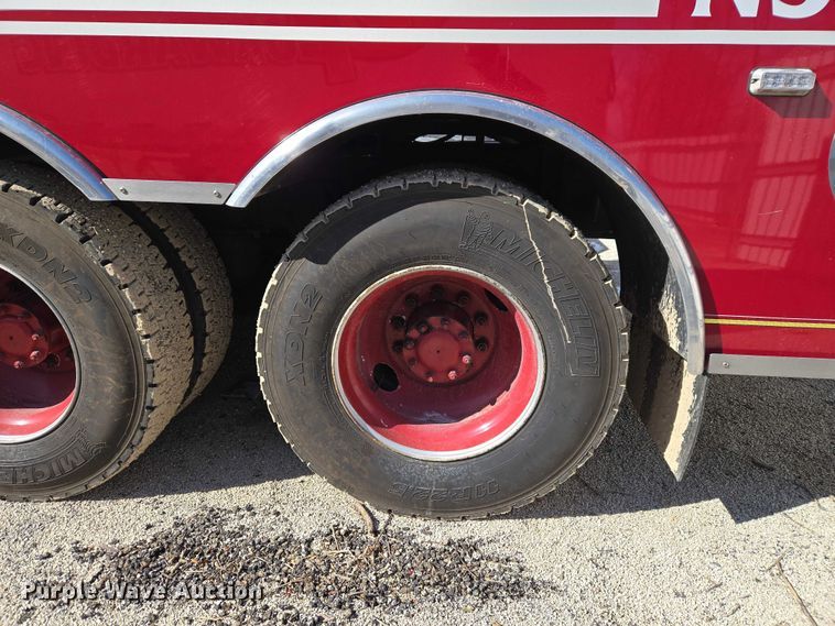 image for item YA2651 2006 Peterbilt 357 pumper fire truck