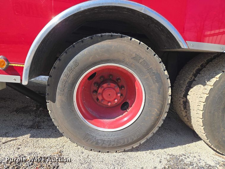 image for item YA2651 2006 Peterbilt 357 pumper fire truck