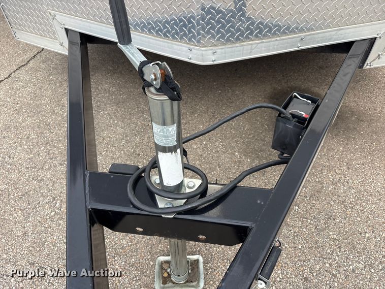 image for item YA2752 2023 Sure-Trac STW8418TA enclosed cargo trailer