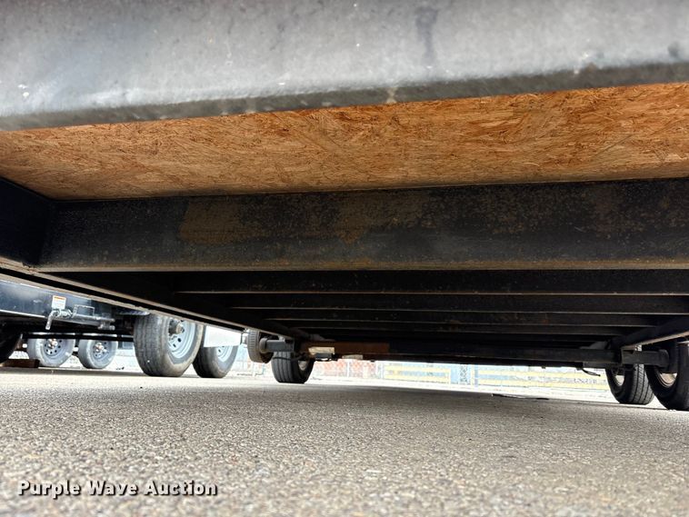 image for item YA2752 2023 Sure-Trac STW8418TA enclosed cargo trailer