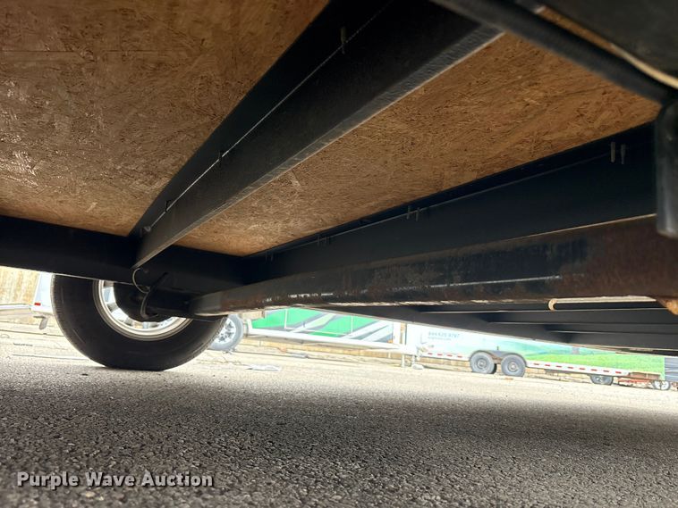 image for item YA2752 2023 Sure-Trac STW8418TA enclosed cargo trailer