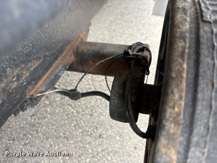 image for item YA2752 2023 Sure-Trac STW8418TA enclosed cargo trailer