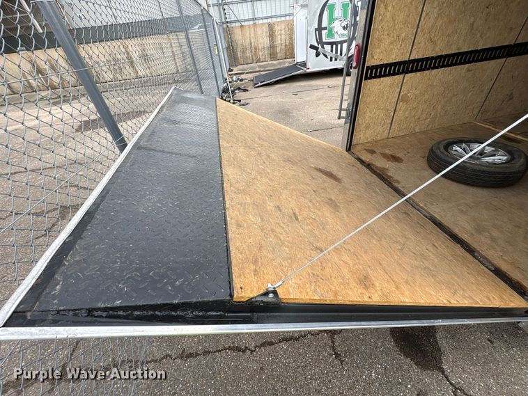 image for item YA2752 2023 Sure-Trac STW8418TA enclosed cargo trailer