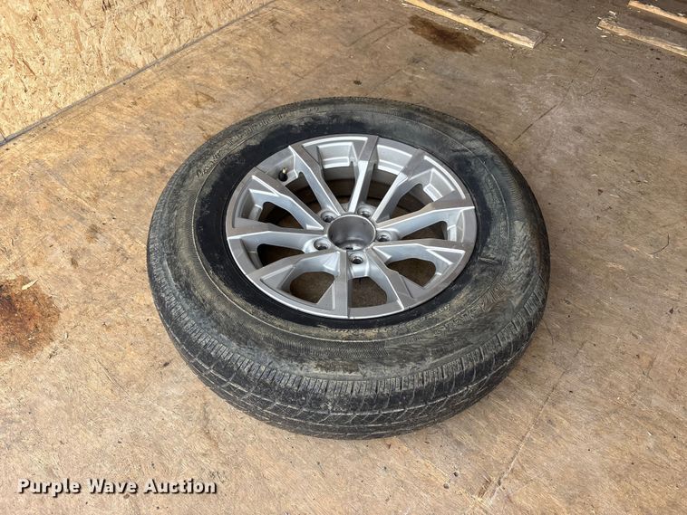 image for item YA2752 2023 Sure-Trac STW8418TA enclosed cargo trailer