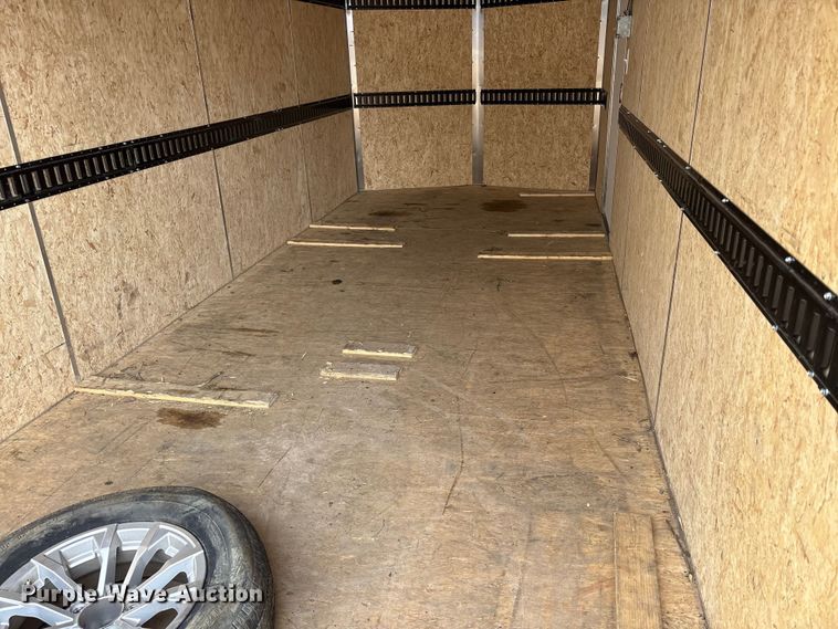 image for item YA2752 2023 Sure-Trac STW8418TA enclosed cargo trailer