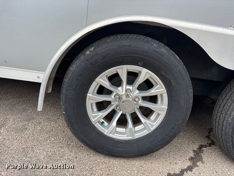 image for item YA2752 2023 Sure-Trac STW8418TA enclosed cargo trailer