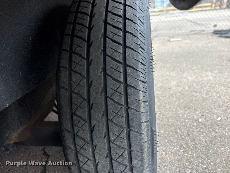 image for item YA2752 2023 Sure-Trac STW8418TA enclosed cargo trailer