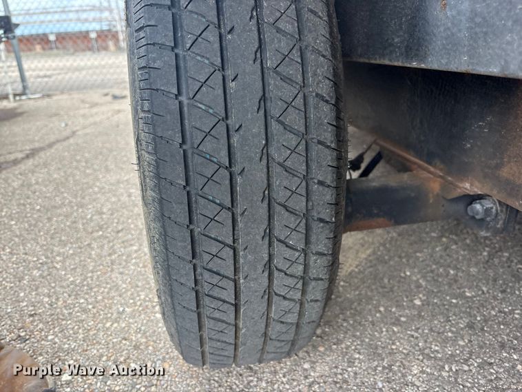 image for item YA2752 2023 Sure-Trac STW8418TA enclosed cargo trailer