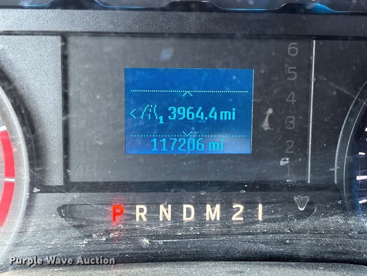 image for item YA2852 2017 Ford F550 Super Duty flatbed truck