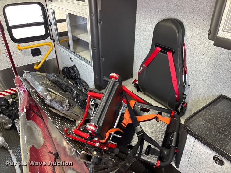 image for item YA2881 2022 Freightliner Business Class M2 crew cab ambulance