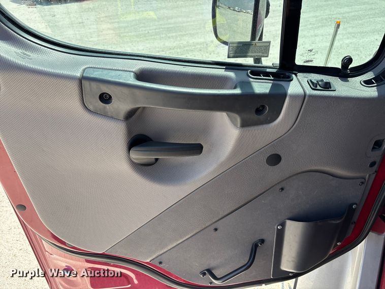 image for item YA2881 2022 Freightliner Business Class M2 crew cab ambulance