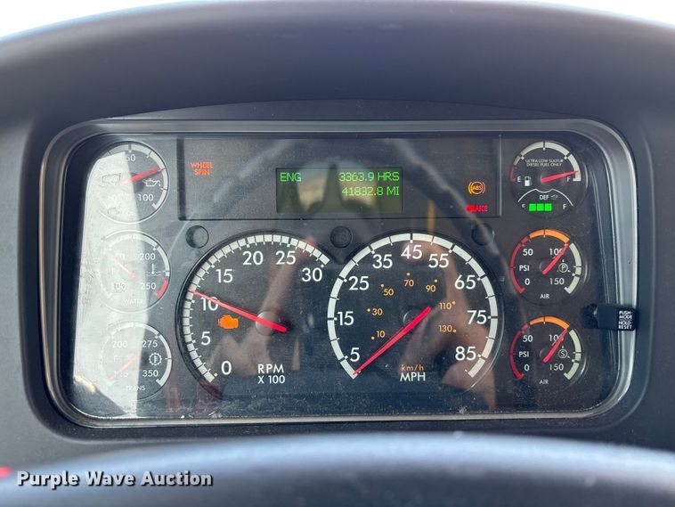 image for item YA2881 2022 Freightliner Business Class M2 crew cab ambulance