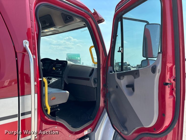 image for item YA2881 2022 Freightliner Business Class M2 crew cab ambulance