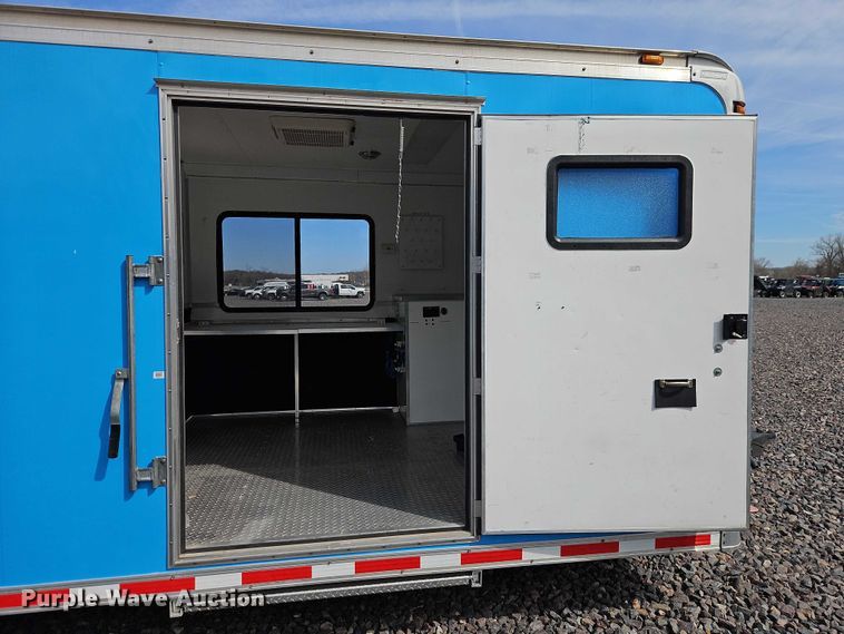 image for item YA2906 2007 Haulmark EG85X30WT4 enclosed cargo trailer