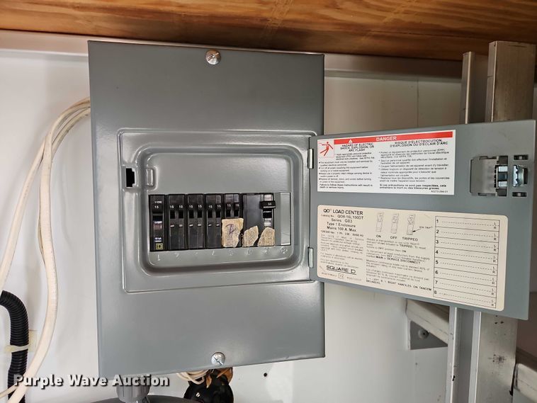 image for item YA2906 2007 Haulmark EG85X30WT4 enclosed cargo trailer