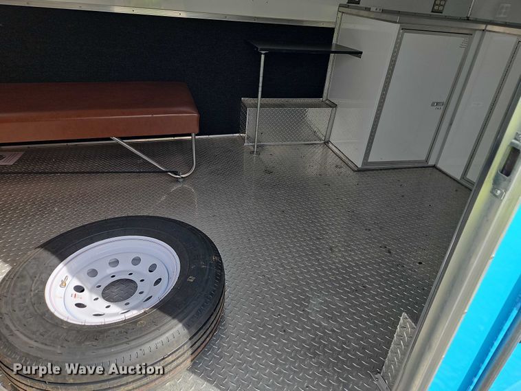 image for item YA2906 2007 Haulmark EG85X30WT4 enclosed cargo trailer