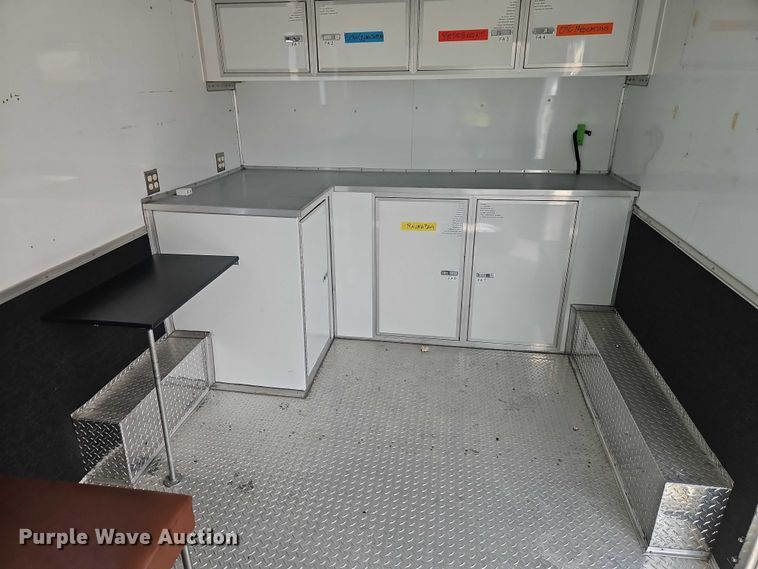 image for item YA2906 2007 Haulmark EG85X30WT4 enclosed cargo trailer