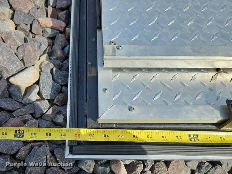 image for item YA2906 2007 Haulmark EG85X30WT4 enclosed cargo trailer