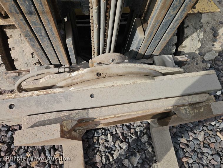 image for item YA2969 Hyundai 30D-9 forklift