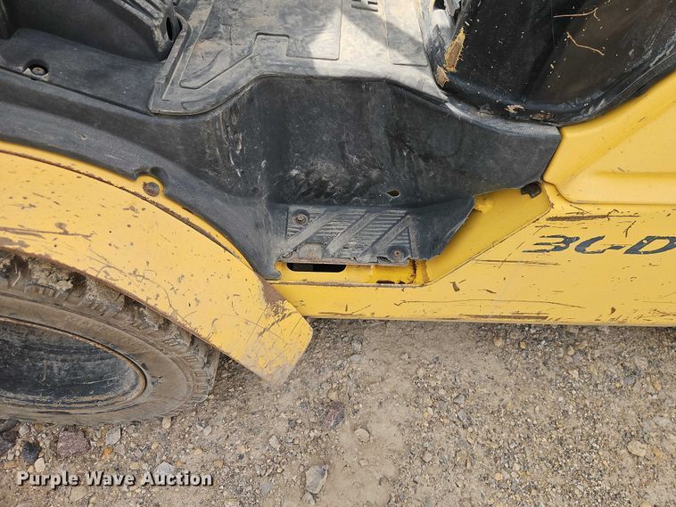 image for item YA2969 Hyundai 30D-9 forklift