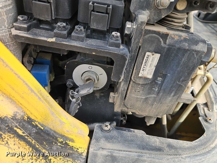 image for item YA2969 Hyundai 30D-9 forklift