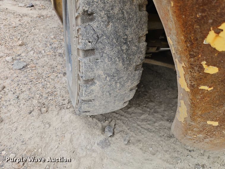 image for item YA2969 Hyundai 30D-9 forklift