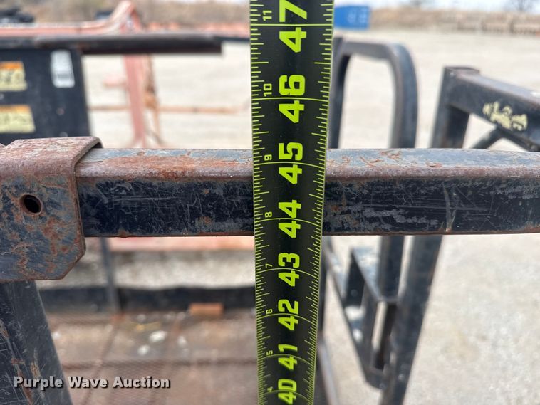 image for item DO8468 (2) man baskets