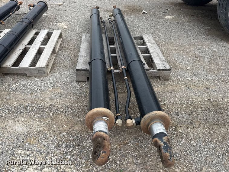 image for item DO8469 (4) dump bed cylinders