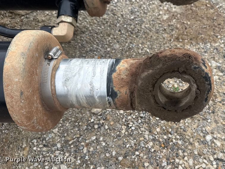 image for item DO8469 (4) dump bed cylinders