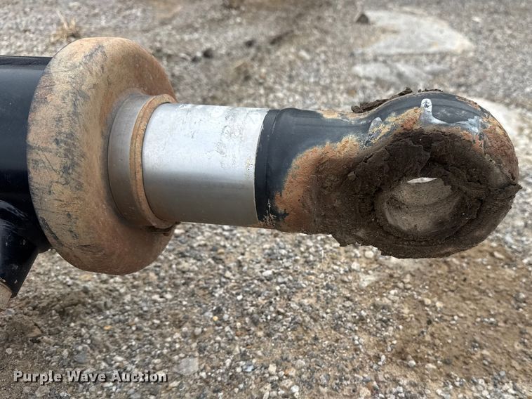 image for item DO8469 (4) dump bed cylinders