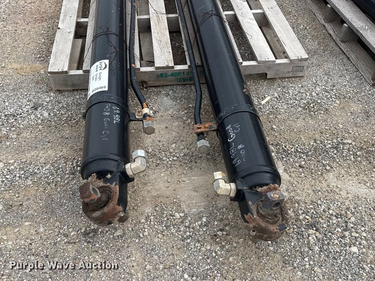 image for item DO8469 (4) dump bed cylinders