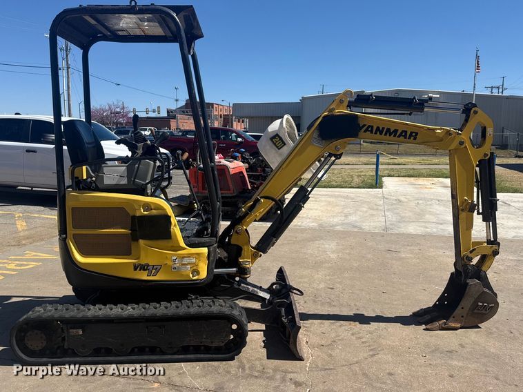 image for item DO8477 2018 Yanmar ViO17-A mini excavator