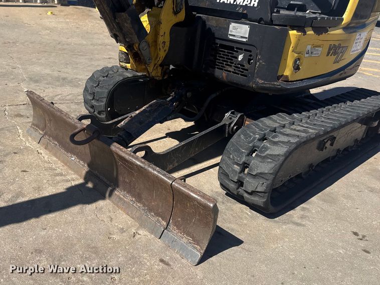 image for item DO8477 2018 Yanmar ViO17-A mini excavator