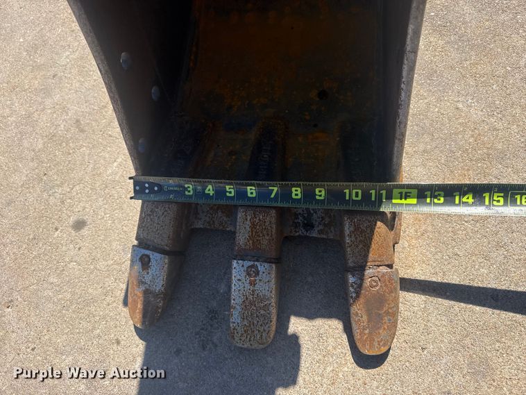 image for item DO8477 2018 Yanmar ViO17-A mini excavator