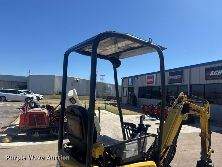 image for item DO8477 2018 Yanmar ViO17-A mini excavator