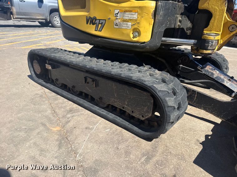 image for item DO8477 2018 Yanmar ViO17-A mini excavator