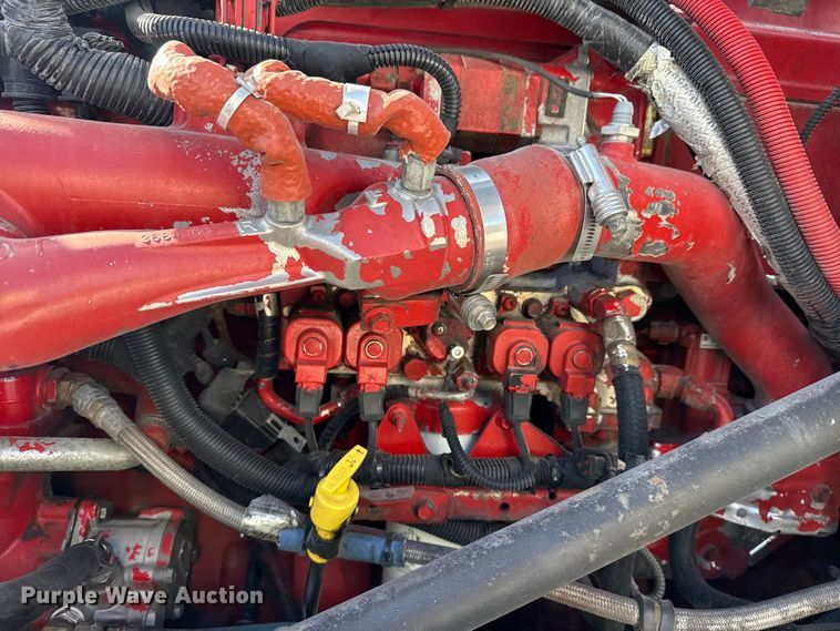 image for item DO8479 2011 Peterbilt 367 vacuum truck