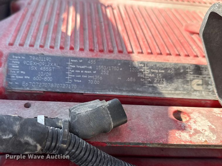 image for item DO8479 2011 Peterbilt 367 vacuum truck