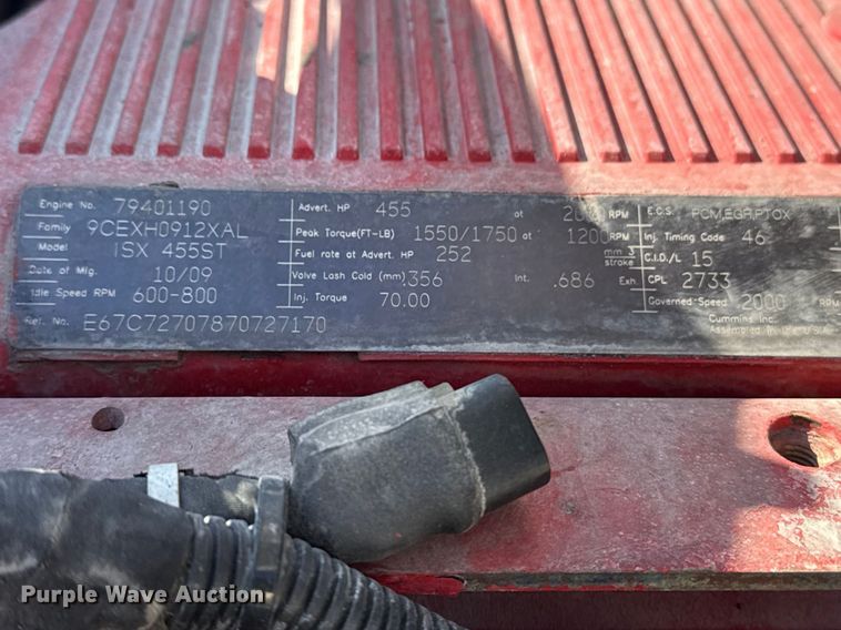 image for item DO8479 2011 Peterbilt 367 vacuum truck