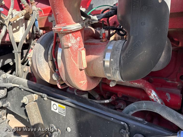 image for item DO8479 2011 Peterbilt 367 vacuum truck