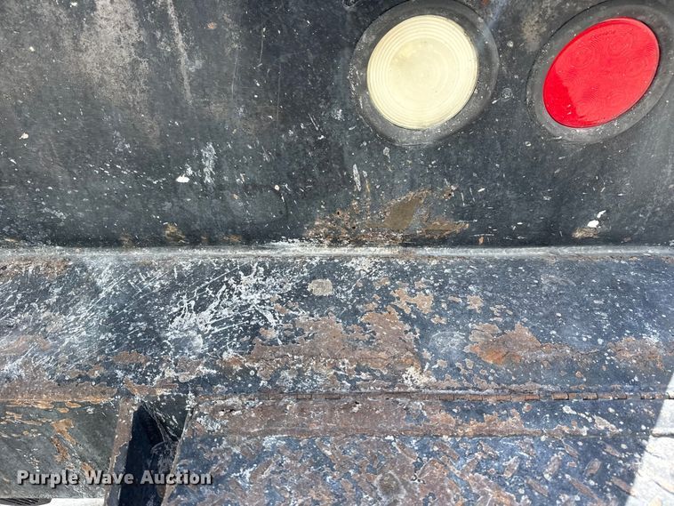 image for item DO8480 2008 Peterbilt 367 vacuum truck