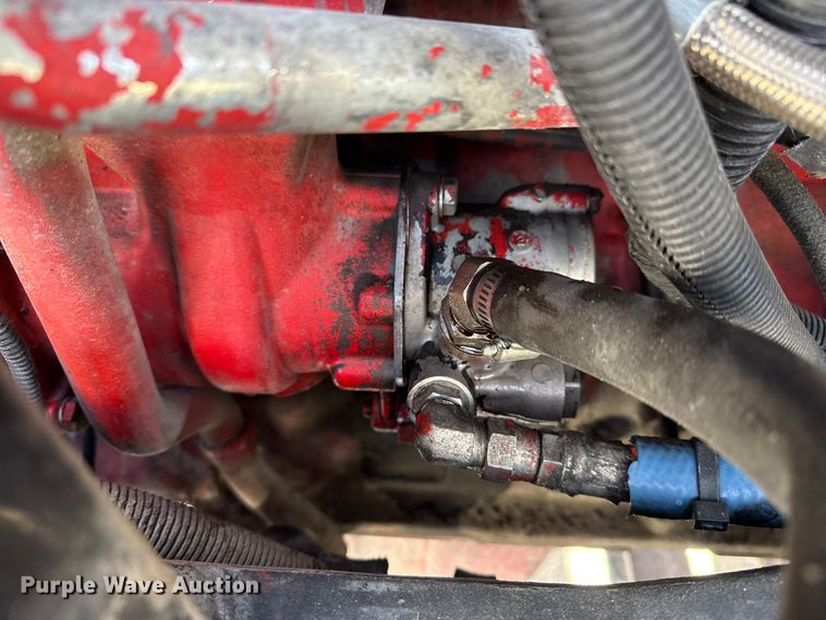 image for item DO8480 2008 Peterbilt 367 vacuum truck