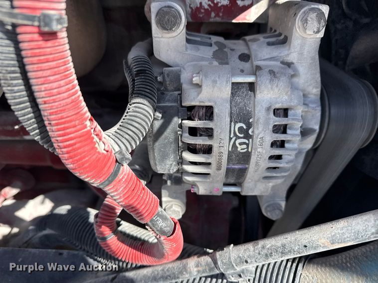 image for item DO8480 2008 Peterbilt 367 vacuum truck