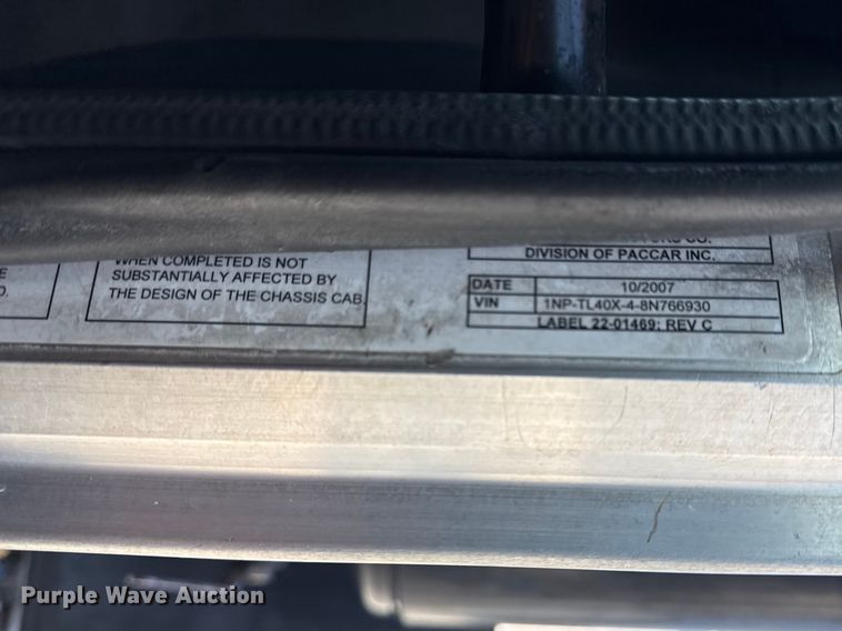 image for item DO8480 2008 Peterbilt 367 vacuum truck