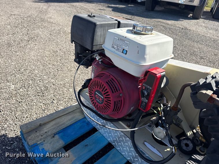 image for item DO8482 Ingersoll Rand air compressor