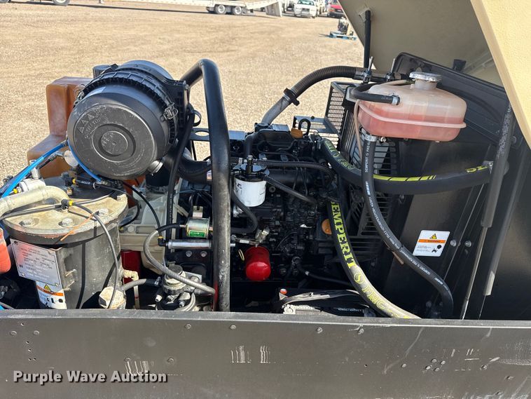 image for item DO8483 2012 Doosan P90BWIRU air compressor