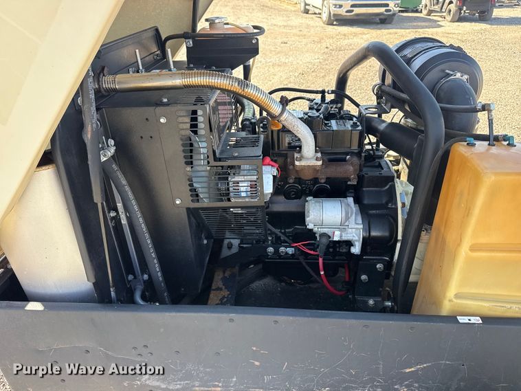 image for item DO8483 2012 Doosan P90BWIRU air compressor