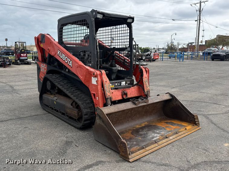 image for item DO8492 2019 Kubota SVL65-2 tracked skid steer loader