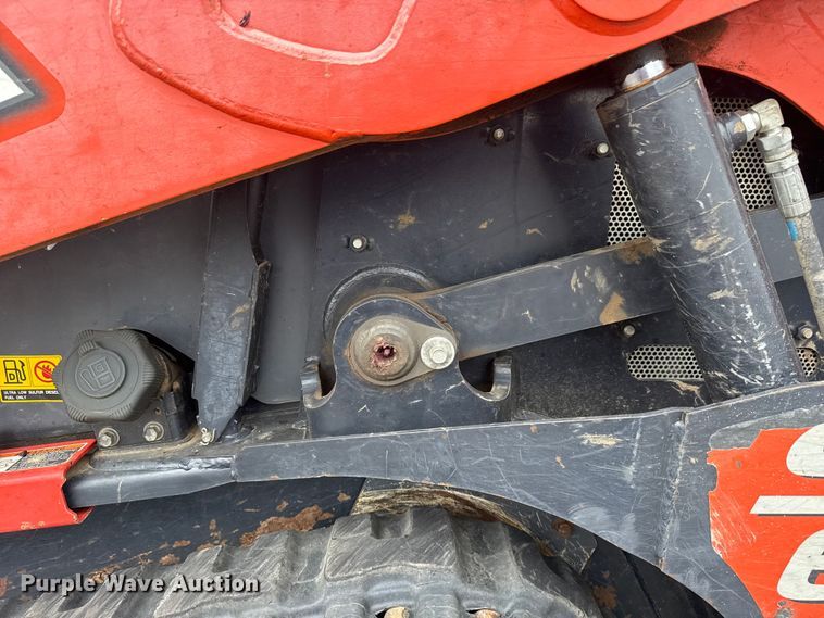 image for item DO8492 2019 Kubota SVL65-2 tracked skid steer loader